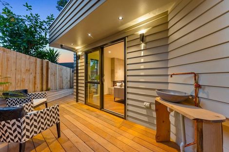 Photo of property in 1a Prestige Place, Castor Bay, Auckland, 0620
