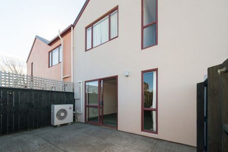 Photo of property in 74 Matipo Street, Riccarton, Christchurch, 8041
