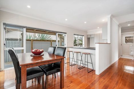 Photo of property in 86 Western Hills Drive, Kensington, Whangarei, 0112