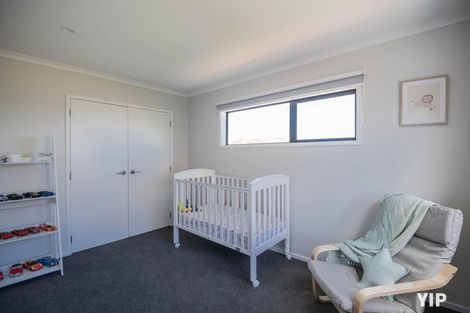 Photo of property in 130 Amesbury Drive, Churton Park, Wellington, 6037