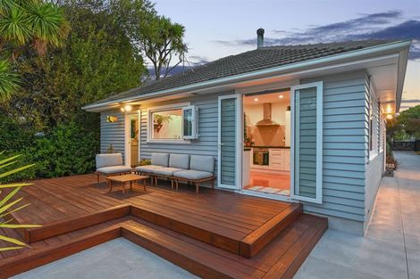 Photo of property in 269 Estuary Road, South New Brighton, Christchurch, 8062