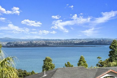 Photo of property in 134i Rangatira Road, Beach Haven, Auckland, 0626