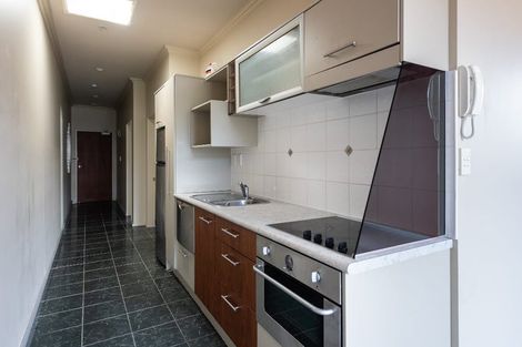 Photo of property in Atrium Towers, 9g/154 The Terrace, Wellington Central, Wellington, 6011