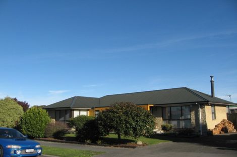 Photo of property in 9 Thurso Place, New Brighton, Christchurch, 8083