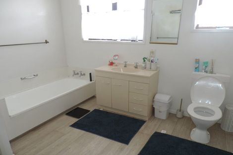 Photo of property in 69a Hakanoa Street, Huntly, 3700