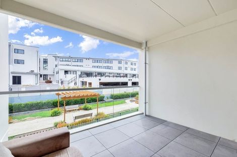 Photo of property in Apollo Apartments, 201/46 Rosedale Road, Rosedale, Auckland, 0632