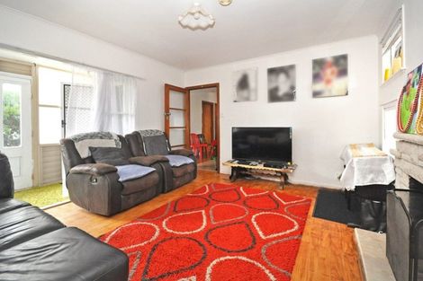 Photo of property in 4 Esmeralda Avenue, Avondale, Auckland, 1026