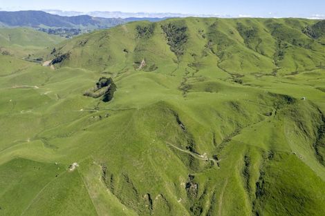 Photo of property in 2472 Opaki Kaiparoro Road, Eketahuna, 4994