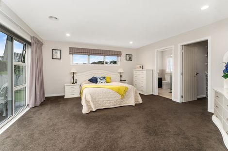 Photo of property in 96 The Drive, Paraparaumu Beach, Paraparaumu, 5032