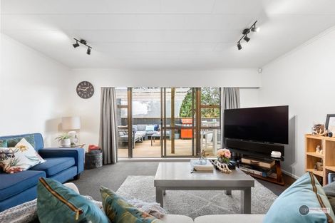 Photo of property in 5 Christchurch Crescent, Kelson, Lower Hutt, 5010