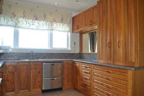 Photo of property in 2 Saville Row, Johnsonville, Wellington, 6037