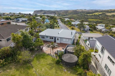 Photo of property in 9 Everard Avenue, Army Bay, Whangaparaoa, 0930
