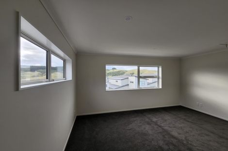 Photo of property in 25 Stockport Grove, Churton Park, Wellington, 6037