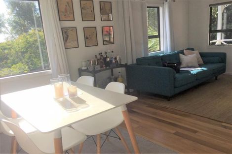 Photo of property in 4/60 Birkdale Road, Birkdale, Auckland, 0626