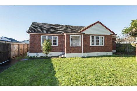 Photo of property in 6 Tika Street, Riccarton, Christchurch, 8041