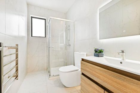 Photo of property in 30 Auranga Drive, Karaka, Papakura, 2113