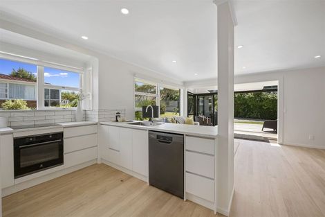 Photo of property in 1/240 Hurstmere Road, Takapuna, Auckland, 0622