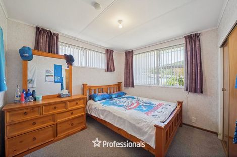 Photo of property in 15 Wetherby Grove, Wainuiomata, Lower Hutt, 5014