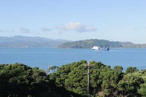 Photo of property in 18/2 Onslow Road, Khandallah, Wellington, 6035