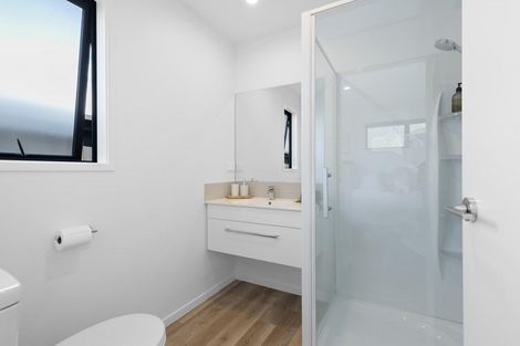 Photo of property in 17 Bale Road, Jacks Point, 9371