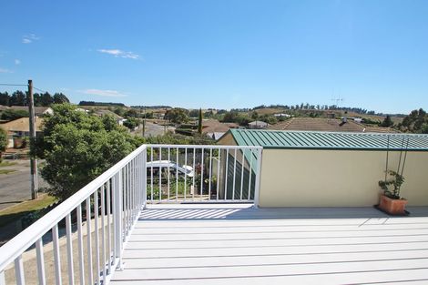 Photo of property in 1 Blyth Street, Holmes Hill, Oamaru, 9401