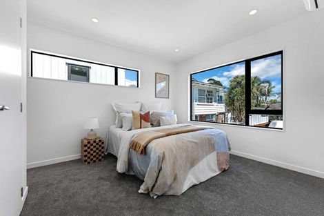 Photo of property in 21b County Road, Torbay, Auckland, 0630