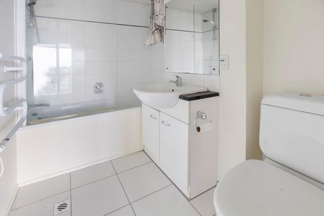 Photo of property in 3b/28 Stanwell Street, Parnell, Auckland, 1052