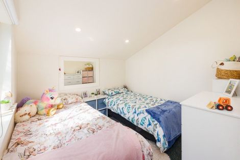 Photo of property in 239 Victoria Avenue, Hokowhitu, Palmerston North, 4410
