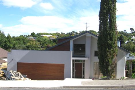 Photo of property in 18 Seaton Road, Murrays Bay, Auckland, 0630