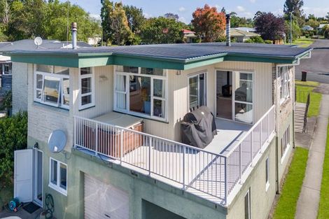 Photo of property in 10 Fairview Place, Te Puke, 3119