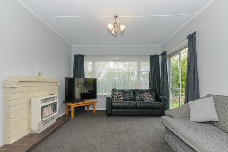 Photo of property in 8 Galway Avenue, Hokowhitu, Palmerston North, 4410