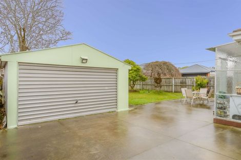 Photo of property in 132 Avonhead Road, Avonhead, Christchurch, 8042