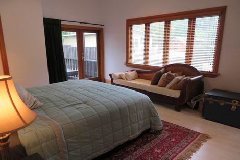 Photo of property in 6 Cardigan Street, Arrowtown, 9302