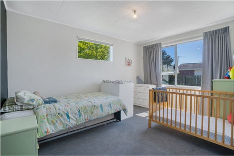 Photo of property in 5 Waterford Drive, Winton, 9720