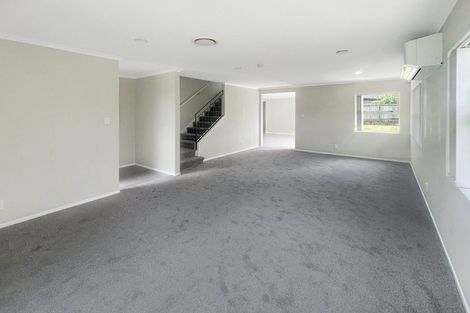 Photo of property in 22 Riviera Drive, Flat Bush, Auckland, 2019