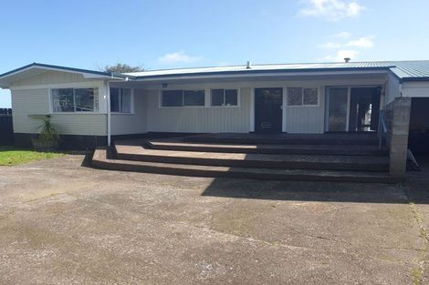 Photo of property in 17 Shanley Crescent, Waiuku, 2123