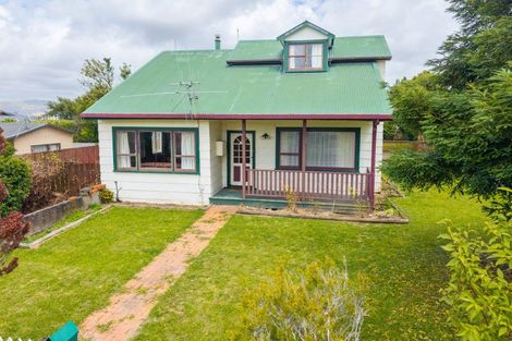 Photo of property in 73 Mclean Street, Woodville, 4920