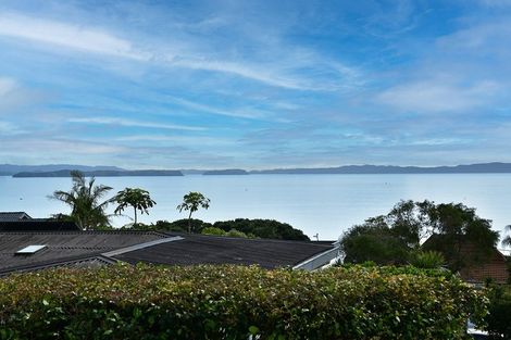 Photo of property in 2/1376 Whangaparaoa Road, Army Bay, Whangaparaoa, 0930