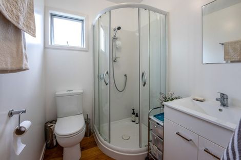 Photo of property in 19 Tetley Road, Surfdale, Waiheke Island, 1081