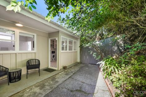 Photo of property in 2/26 Deller Grove, Silverstream, Upper Hutt, 5019