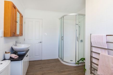 Photo of property in 25 Teal Close, Woolston, Christchurch, 8023