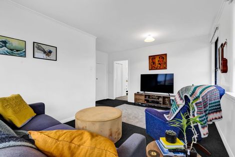 Photo of property in 3 Tupoki Street, Glen Avon, New Plymouth, 4312