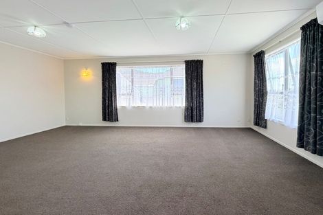 Photo of property in 53b Fyvie Avenue, Tawa, Wellington, 5028