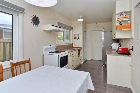 Photo of property in 190 Grimseys Road, Redwood, Christchurch, 8051