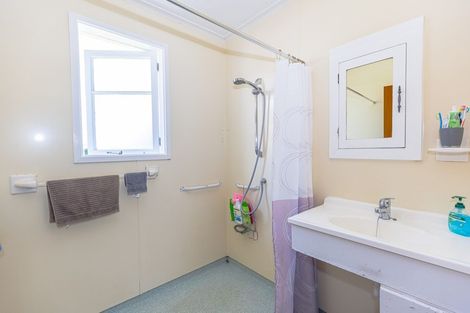 Photo of property in 26 Polson Street, Castlecliff, Whanganui, 4501