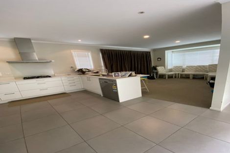 Photo of property in 33 Anchorage Drive, Karaka, Papakura, 2113