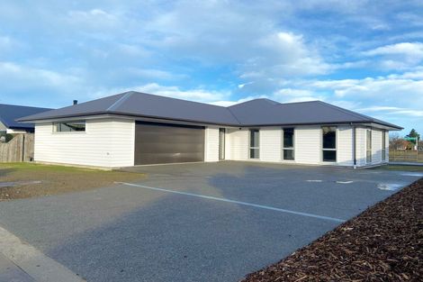 Photo of property in 35 Blackadder Road, Pegasus, 7612