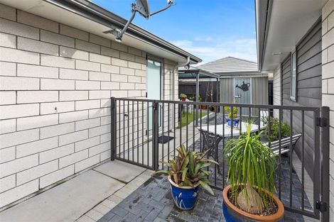 Photo of property in 12 Crest Way, Papamoa, 3118