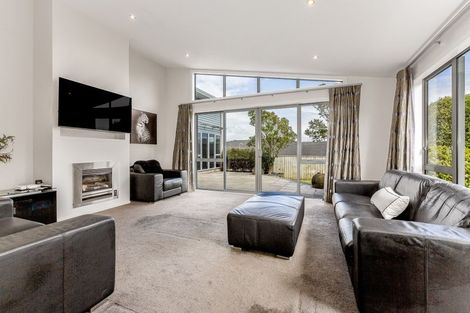 Photo of property in 2 Nelson Avenue, Aotea, Porirua, 5024