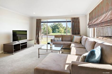 Photo of property in 9 Bronwylian Drive, Flat Bush, Auckland, 2016